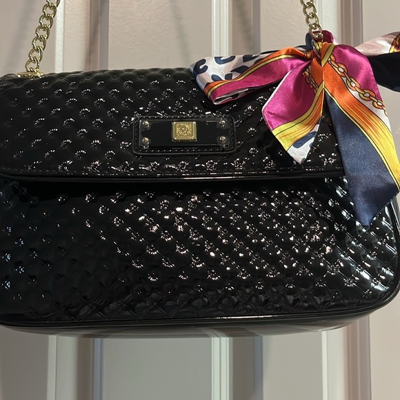 Anne Klein Quilted Black Patent Leather Chain Strap Handbag - Picture 2 of 9